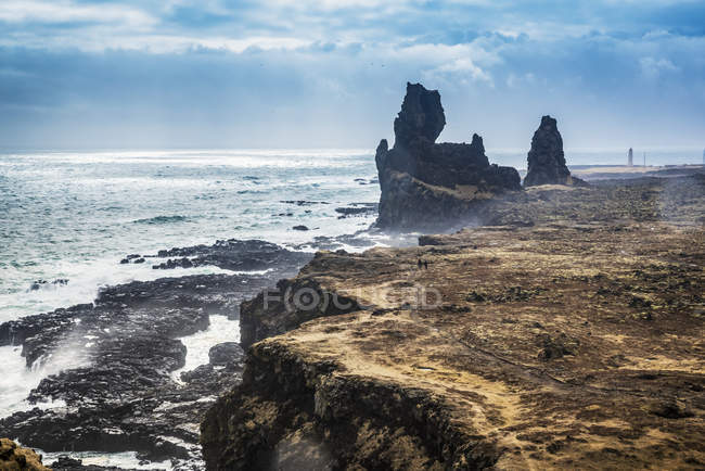 Londrangar Cliffs in Snaefellsness (Ісландія) — стокове фото
