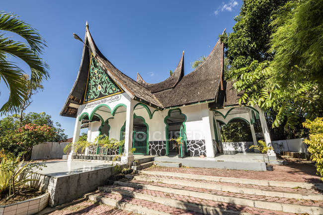 Tumba del Imán Bonjol; Manado, Sulawesi del Norte, Indonesia - foto de stock