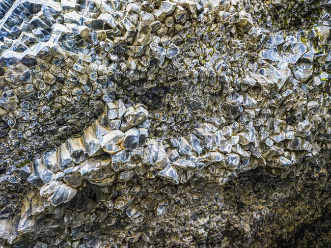 Vesturdalur Valley zona nel nord dell'Islanda noto per le sue affascinanti formazioni rocciose; Nordurping, Regione nord-orientale, Islanda — Foto stock
