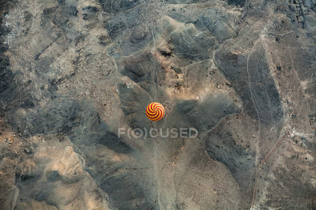 Vue aérienne du ballon à air chaud ; Égypte — Photo de stock