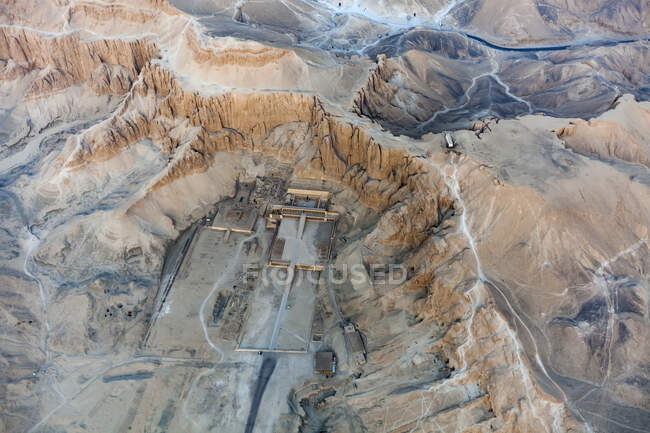 Aerial view of the Temple of Hatshepsut at Deir al-Bahri in the Valley of the Kings, near Luxor; Egypt — Stock Photo