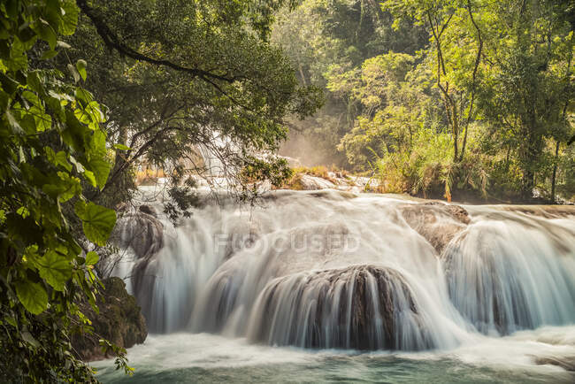 Cascadas de Agua Azul, Chiapas, México - foto de stock