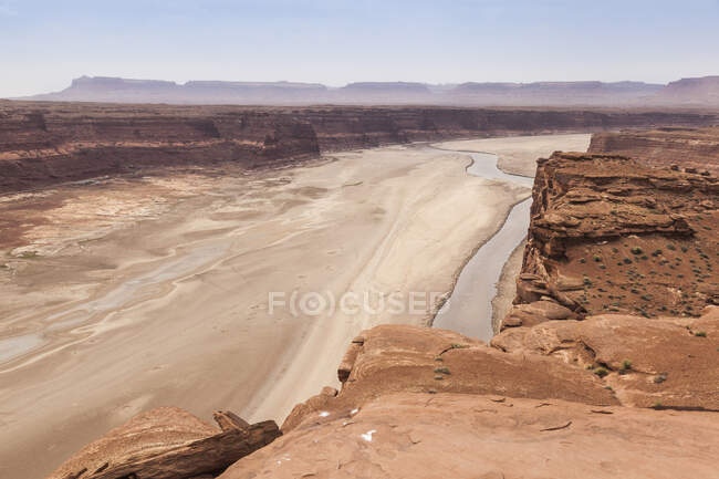 Vista del fiume Colorado che mostra l'assenza di un lago; Hite, Utah, Stati Uniti d'America — Foto stock