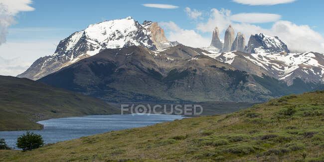 Parque Nacional Torres Del Paine; Torres Del Paine, Magallanes y Antártida Región de Chilena, Chile - foto de stock