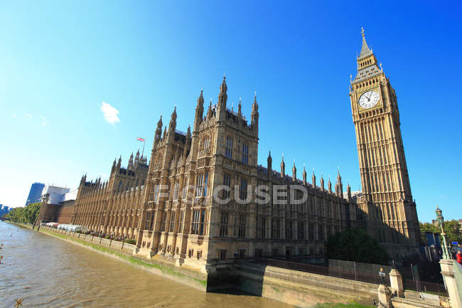 Big Ben et les Chambres du Parlement — Photo de stock