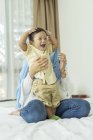 Mother and child spending time — Stock Photo