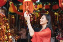 Asian Chinese woman at Chinatown — Stock Photo