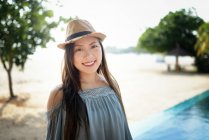 Belle jeune asiatique femme portrait — Photo de stock