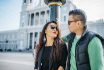 Chinese couple together in Madrid, Spain — Stock Photo