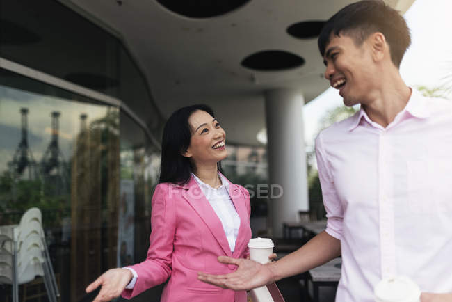 Attractive young asian couple together — Stock Photo