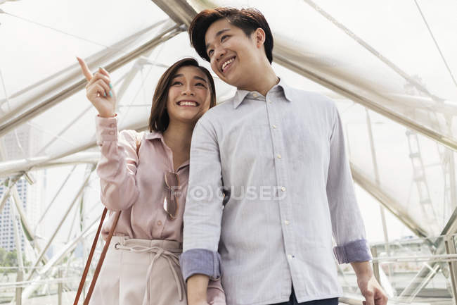 Young asian couple spending time together — Stock Photo