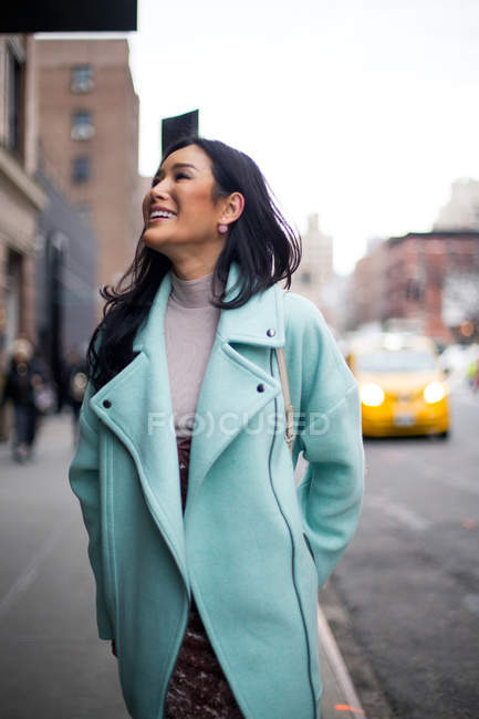 Молоді азіатські красива жінка в Нью-Йорк, США — стокове фото