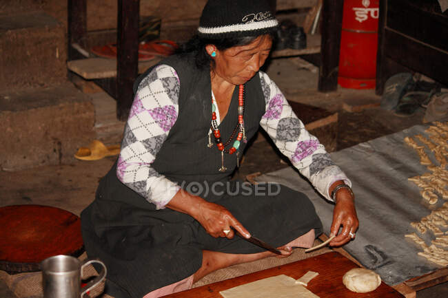 Memba women of Mechukha making 
