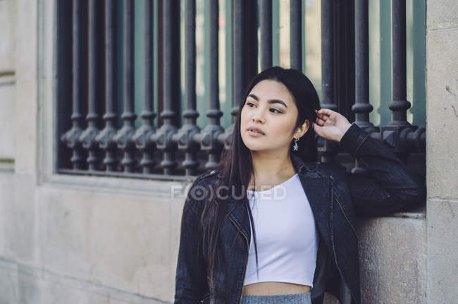 Portrait of a young asian woman in Barcelona, spain — Stock Photo