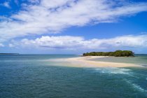 Australia, Queensland, small island between Mackay and Sunshine Coast — Stock Photo