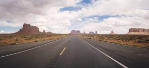 États-Unis, Utah, route de Monument Valley — Photo de stock