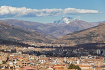 Перу, Анд, видом на гори і міський пейзаж Куско зверху — стокове фото