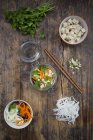 Asian rice noodle soup with vegetables — Stock Photo
