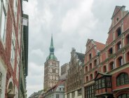 Deutschland, mecklenburg-vorpommern, stralsund, heilige nicolas kirche — Stockfoto