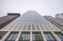 Deutschland, Frankfurt, Wolkenkratzer-Fassaden im Bankenviertel — Stockfoto