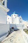 Iglesia blanca, Santorini - foto de stock