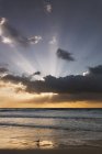 Австралия, пляж на рассвете — стоковое фото