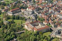 Alemanha, Weimar, vista aérea da cidade velha com castelo — Fotografia de Stock