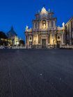 Sicily, Catania, Saint Agatha Cathedral and Poazza del Duomo — Stock Photo