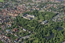 Германия, Гота, вид с воздуха на замок и город Фриденштайн — стоковое фото