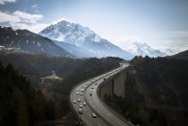 Austria, Tirolo, Europa Ponte con le montagne — Foto stock