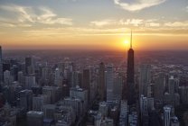 Aerial of Chicago downtown at scenic sunset, Illinois, United States, USA — Stock Photo