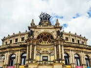 Alemanha, Dresden, Semper Opera House durante o dia — Fotografia de Stock