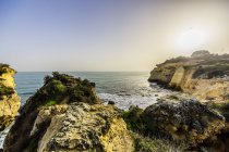 Portogallo, Algarve, Costa vicino a Portici al tramonto — Foto stock