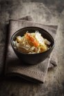 Kimchi fermentierte koreanische Gericht in Schüssel — Stockfoto