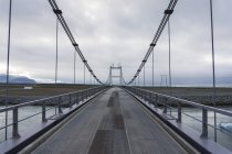 Islanda, ponte a Jokulsarlon sull'acqua — Foto stock