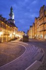 Poland, Lower Silesia, Jelenia Gora, Hirschberg, Old town square at night, historic city centre — Stock Photo