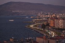 Cityscape de Asansoer à noite, Izmir, Turquia — Fotografia de Stock