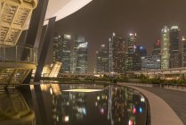 Сінгапур, Artscience музею та Skyline вночі — стокове фото