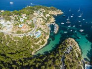 Spagna, Maiorca, Palma di Maiorca, Vista aerea, El Toro, Ville e yacht vicino a Portals Vells — Foto stock