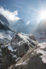 Berchtesgaden Alpes, montanha Hochkalter maciço contra o sol — Fotografia de Stock