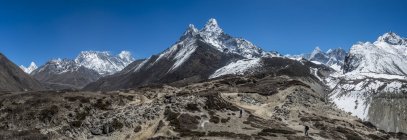 Nepal, Himalaya, Khumbu, catena montuosa dell'Ama Dablam — Foto stock