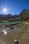 Áustria, Tirol, Ehrwald, Seebensee com Sonnenspitze — Fotografia de Stock