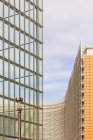 Belgio, Bruxelles, Quartiere europeo, edificio Charlemagne e edificio Berlaymont, Commissione europea — Foto stock