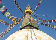 Nepal, Kathmandu, Boudhanath Stupa against blue sky — Stock Photo