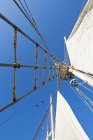 Rigging with rope ladder of a sailing ship — Stock Photo