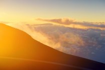 Stati Uniti, Hawaii, Maui, Haleakala, tramonto sulla cima della montagna — Foto stock