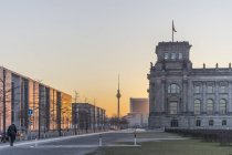 Germany, Berlin, Berlin-Tiergarten, Reichstag building in the morning — Stock Photo
