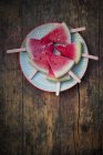 Пластина кавун фруктове морозиво на тарілці — стокове фото