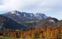 Germania, Baviera, Berchtesgaden, vista da Obersalzberg a Untersberg durante il giorno — Foto stock