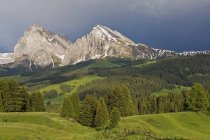 Italy, South Tyrol, Seiser Alm, View to Langkofel and Plattkofel, cloudy atmosphere — Stock Photo
